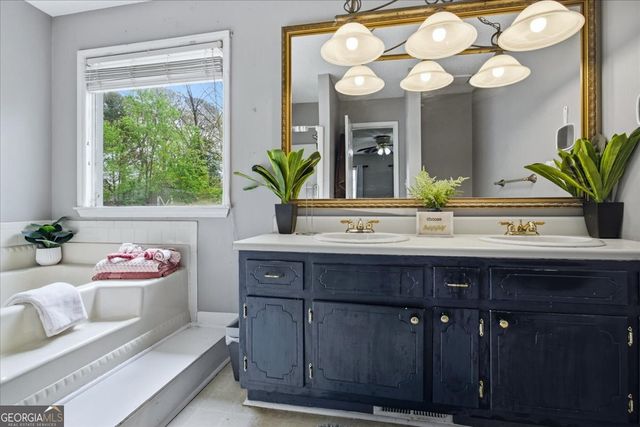 204 Maddox Road, Griffin, GA 30224