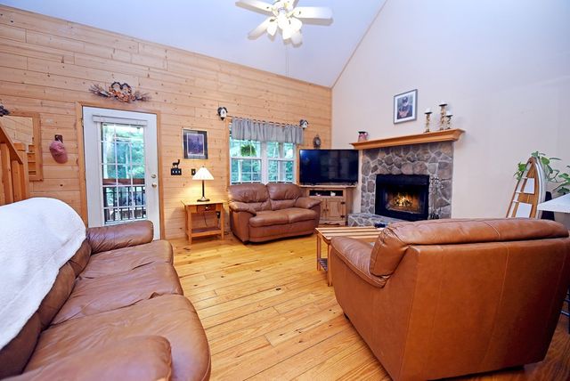55 Notla Mountain Retreat, Blairsville, GA 30512