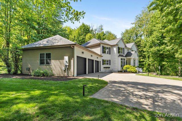 4380 Michigan Street NE, Grand Rapids, MI 49525
