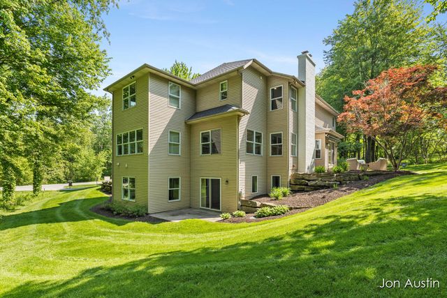 4380 Michigan Street NE, Grand Rapids, MI 49525