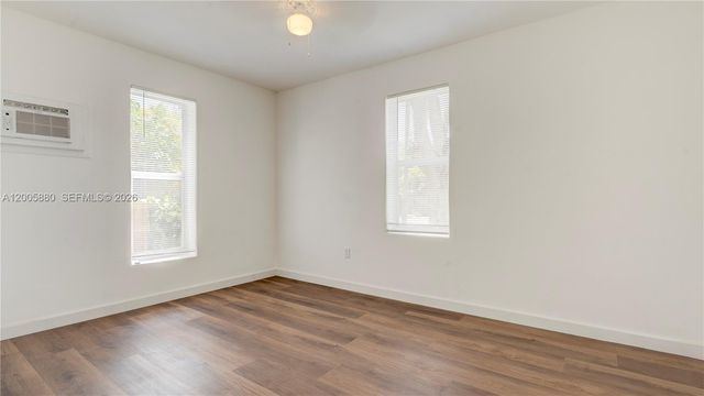 1085 NE 128th St FRONT, North Miami, FL 33161