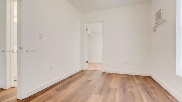 1085 NE 128th St FRONT, North Miami, FL 33161