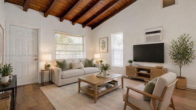 1085 NE 128th St FRONT, North Miami, FL 33161