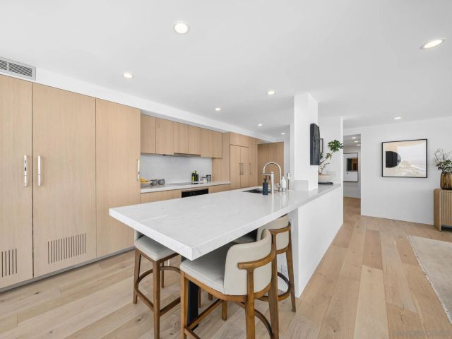 1830 Avenida Del Mundo 605, Coronado, CA 92118