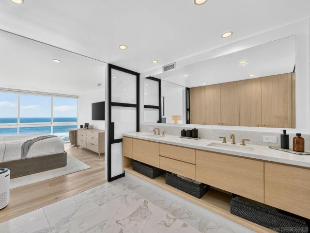 1830 Avenida Del Mundo 605, Coronado, CA 92118