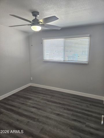 1325 E VISTA Avenue 1, Phoenix, AZ 85020