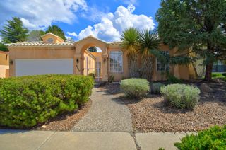 5512 Avenida Cuesta NE, Albuquerque, NM 87111