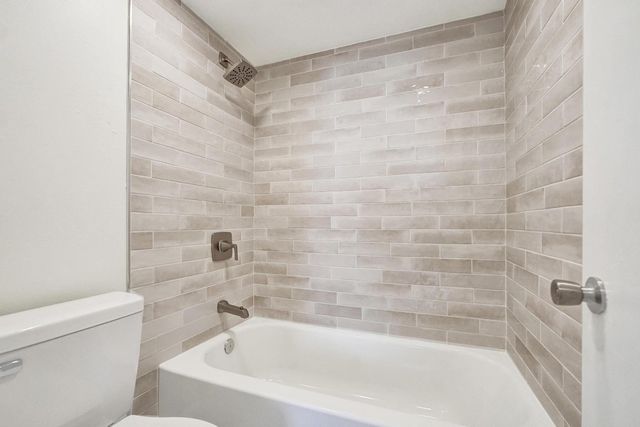 9430 Poinciana Place 415, Davie, FL 33324