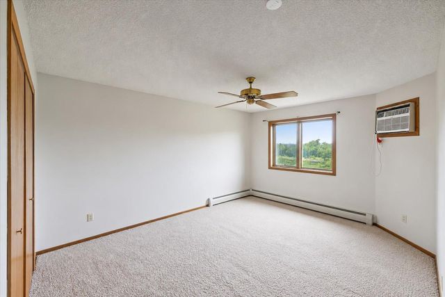 14831 Endicott Way 316, Apple Valley, MN 55124