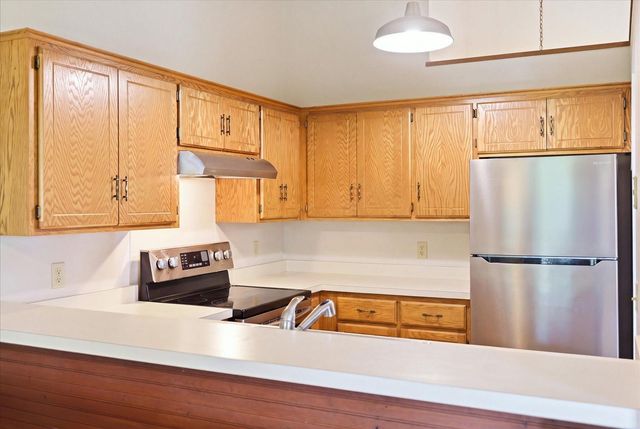 14831 Endicott Way 316, Apple Valley, MN 55124