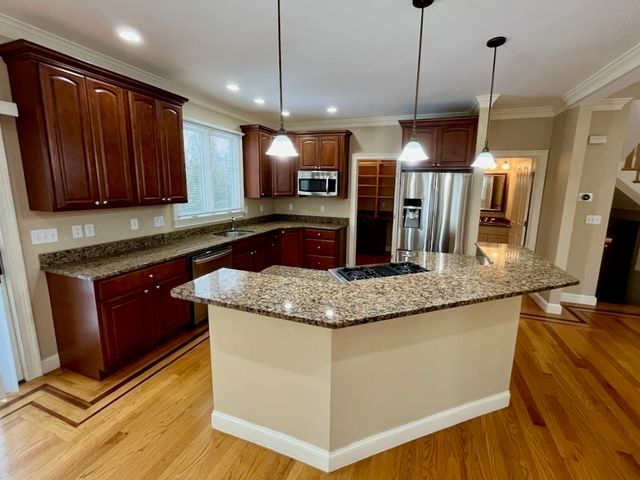 18 5th Ave 18, Watertown, MA 02472