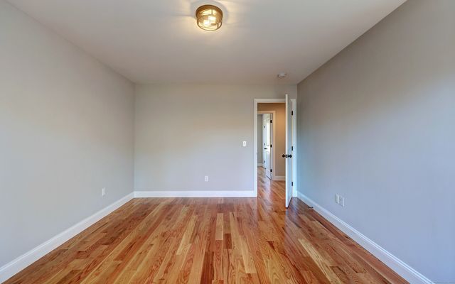 694 New Haven Avenue B, Milford, CT 06460