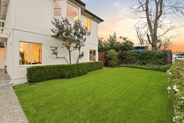 2847 Carolina Avenue, Redwood City, CA 94061