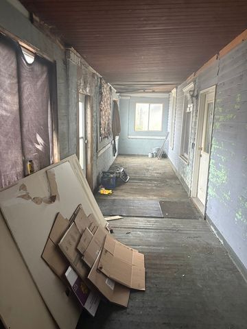 158 S Railroad Street, Braidwood, IL 60408