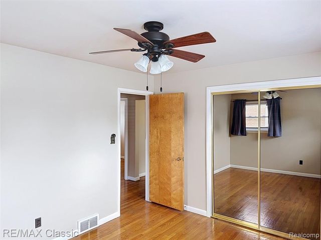 8842 Merriman Road, Livonia, MI 48150