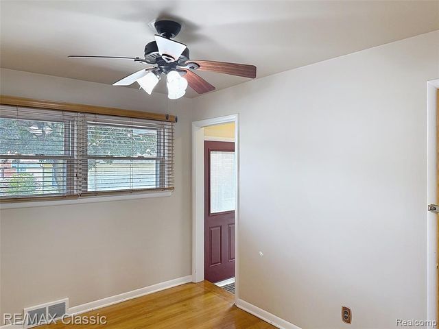 8842 Merriman Road, Livonia, MI 48150