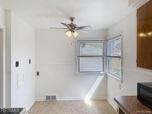 8842 Merriman Road, Livonia, MI 48150