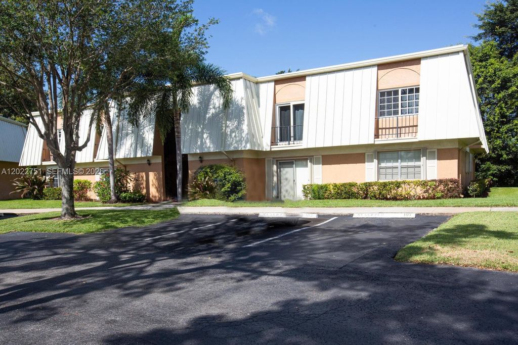 3615 Citrus Trce 4, Davie, FL 33328