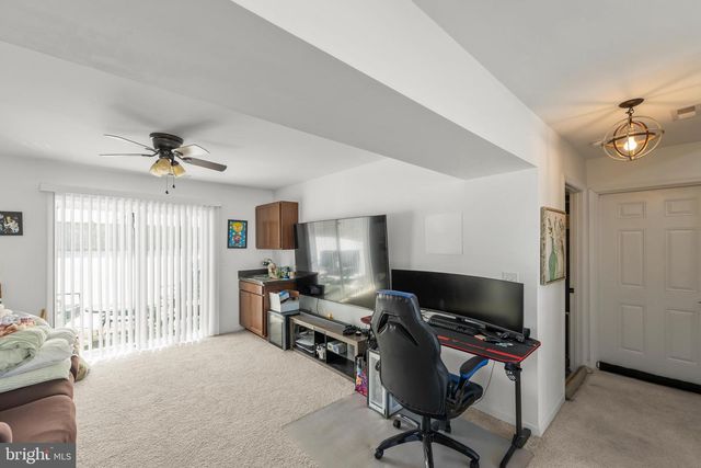 420 IVES ST, Martinsburg, WV 25405