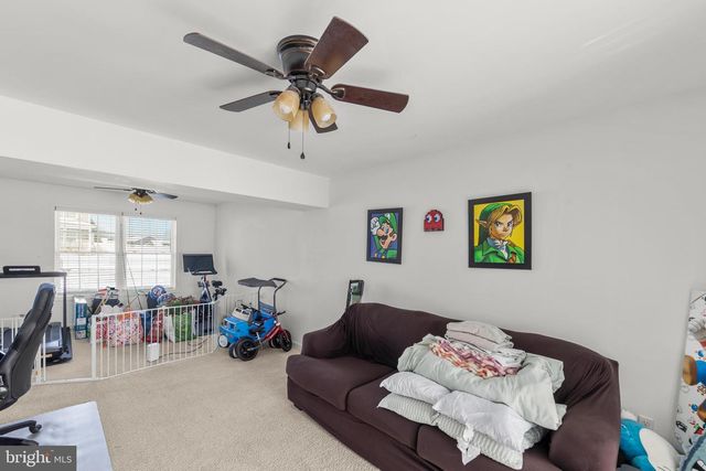 420 IVES ST, Martinsburg, WV 25405