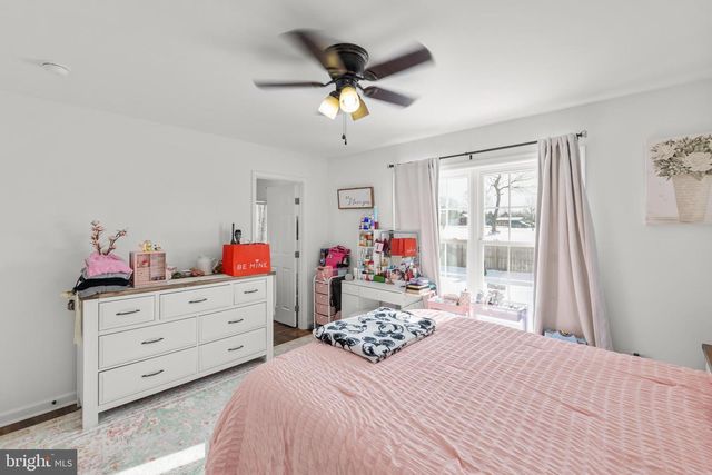 420 IVES ST, Martinsburg, WV 25405