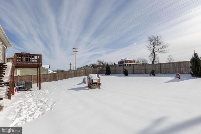 420 IVES ST, Martinsburg, WV 25405