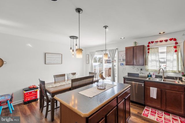 420 IVES ST, Martinsburg, WV 25405