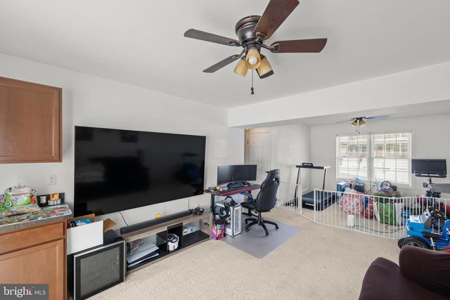 420 IVES ST, Martinsburg, WV 25405