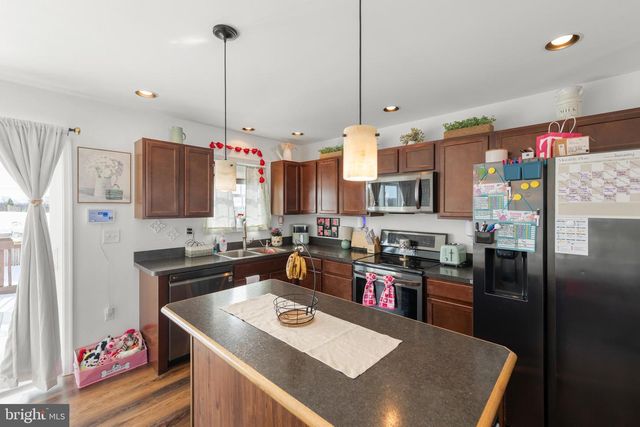 420 IVES ST, Martinsburg, WV 25405