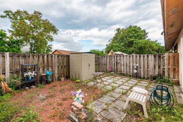 6745 NW 192nd Lane, Hialeah, FL 33015