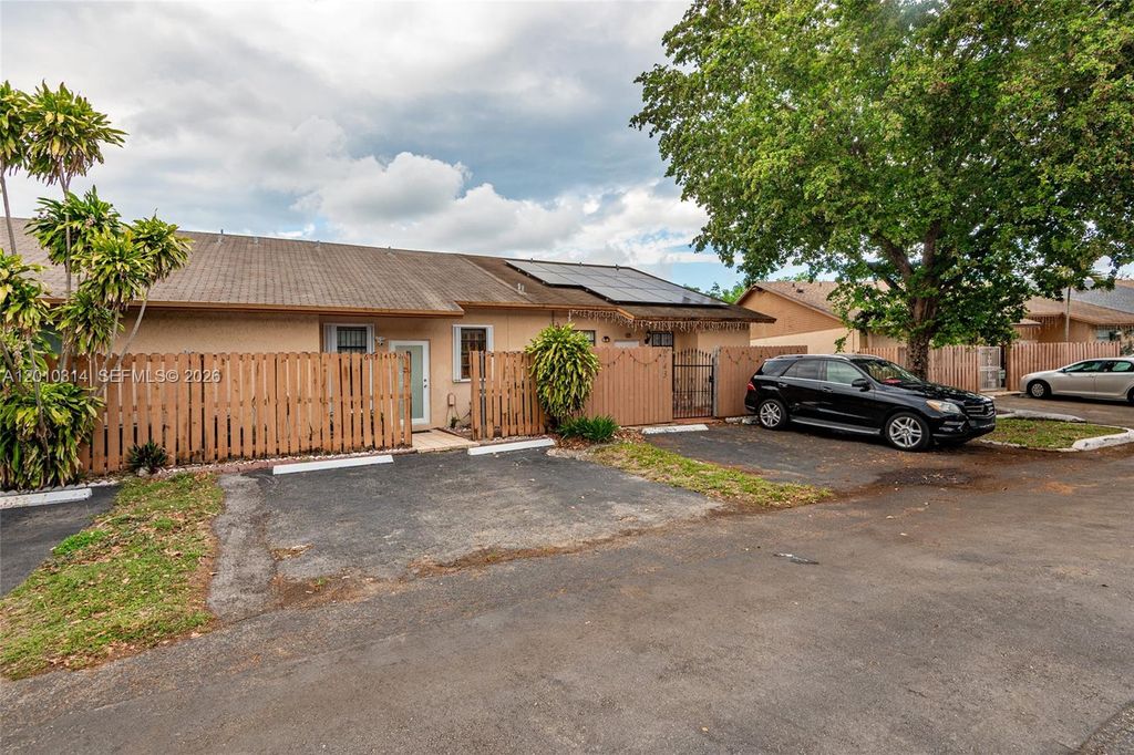 6745 NW 192nd Lane, Hialeah, FL 33015