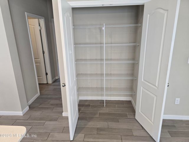10303 PAVNES CREEK Drive, Jacksonville, FL 32222