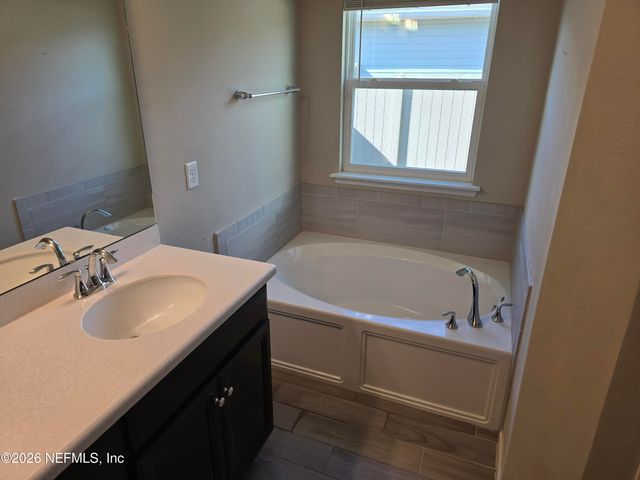 10303 PAVNES CREEK Drive, Jacksonville, FL 32222