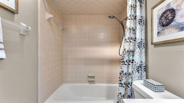 2805 WINGFOOT COURT, Winter Haven, FL 33884