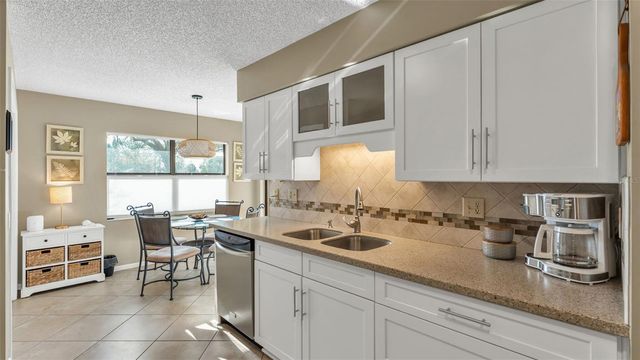 2805 WINGFOOT COURT, Winter Haven, FL 33884