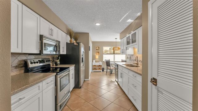 2805 WINGFOOT COURT, Winter Haven, FL 33884