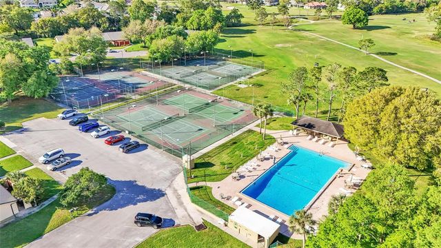 2805 WINGFOOT COURT, Winter Haven, FL 33884