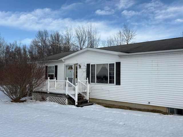 2760 Lakeview Drive, North Hero, VT 05474