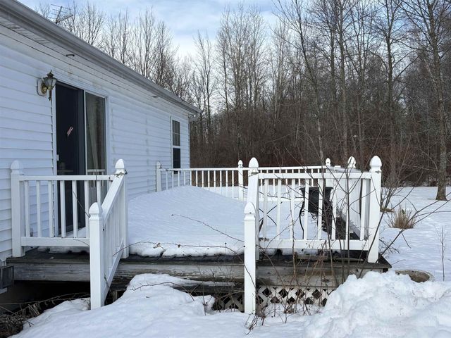 2760 Lakeview Drive, North Hero, VT 05474