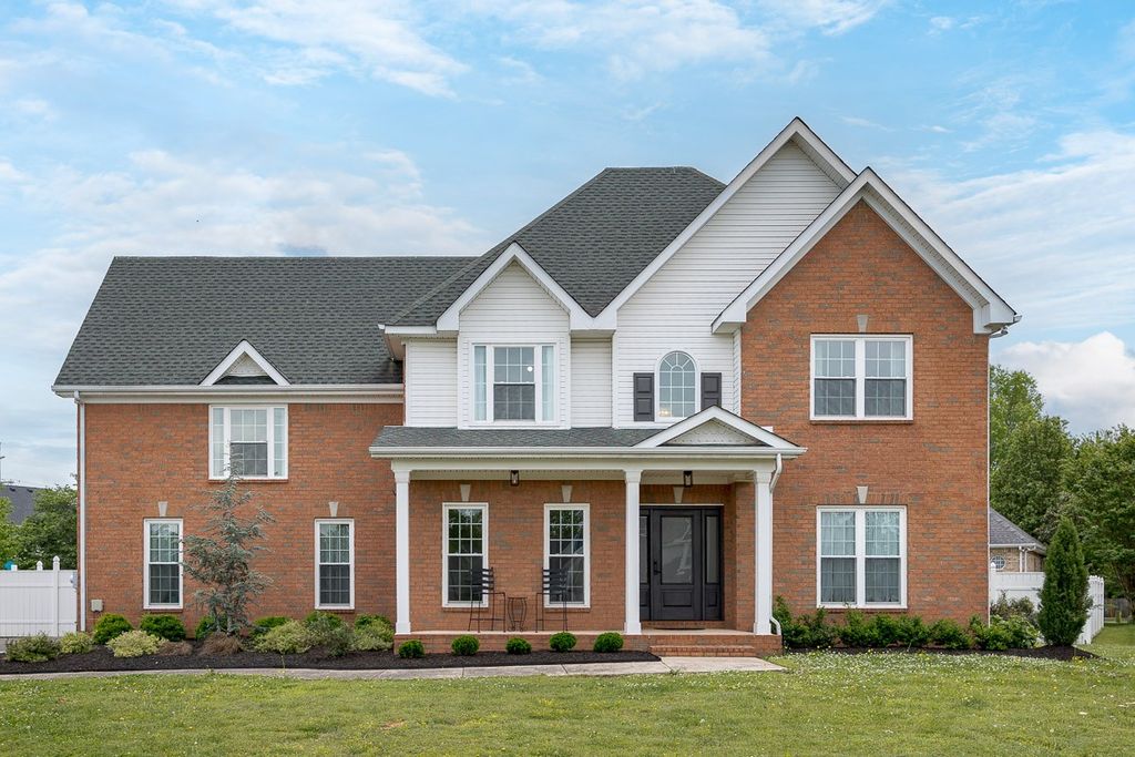 372 Abbie Rd, Murfreesboro, TN 37128