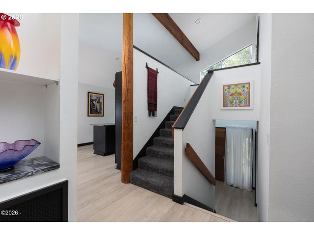 600 ISLAND Dr 18, Gleneden Beach, OR 97388