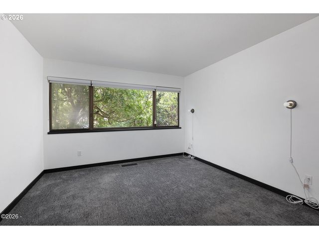600 ISLAND Dr 18, Gleneden Beach, OR 97388