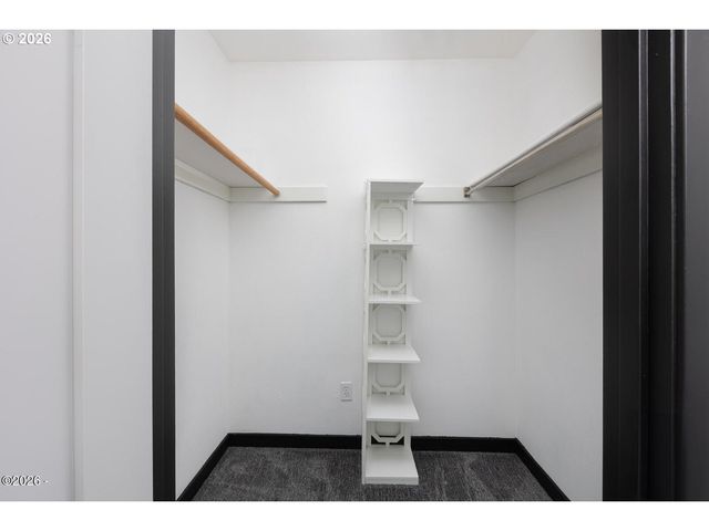 600 ISLAND Dr 18, Gleneden Beach, OR 97388