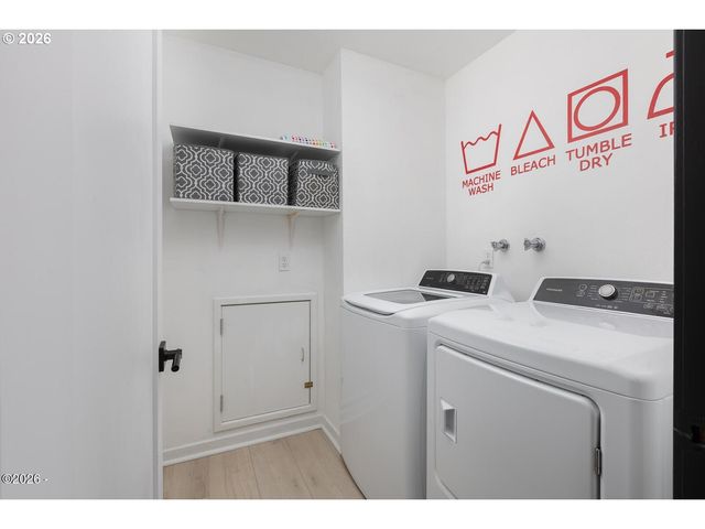 600 ISLAND Dr 18, Gleneden Beach, OR 97388