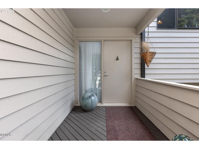 600 ISLAND Dr 18, Gleneden Beach, OR 97388