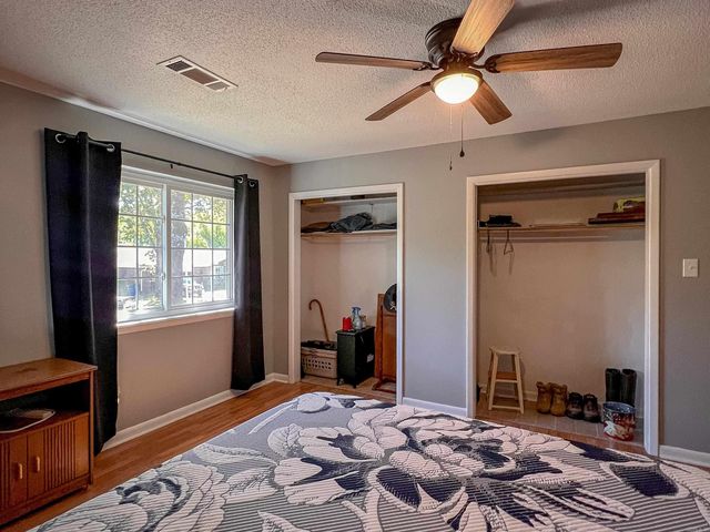 4105 Dunkeld Dr, North Little Rock, AR 72116