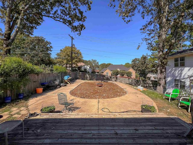 4105 Dunkeld Dr, North Little Rock, AR 72116