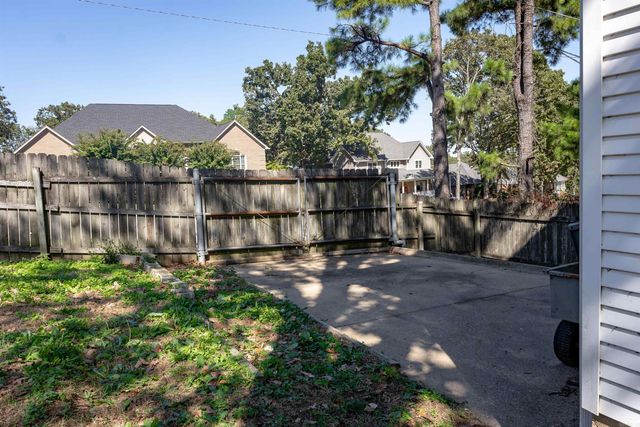 4105 Dunkeld Dr, North Little Rock, AR 72116