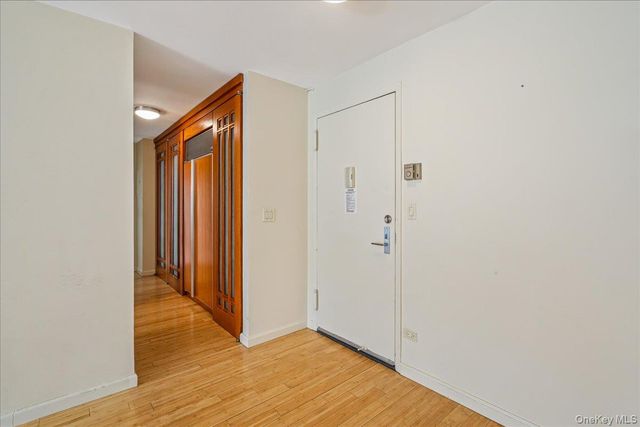 17-85 215th Street 8G, Bayside, NY 11360