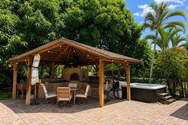 167 Forester Court, Wellington, FL 33414